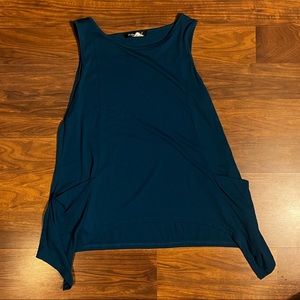 Blue handkerchief hem tank top with pockets